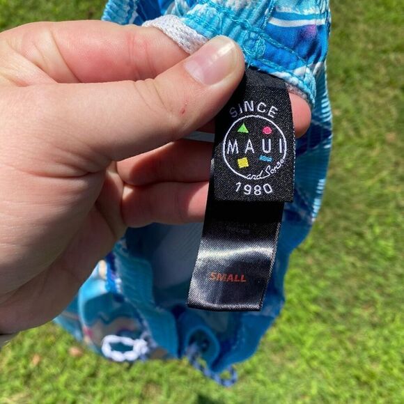 Maui and Sons Zig Zag Cruzer Swimming Trunks | S - Picture 5 of 5